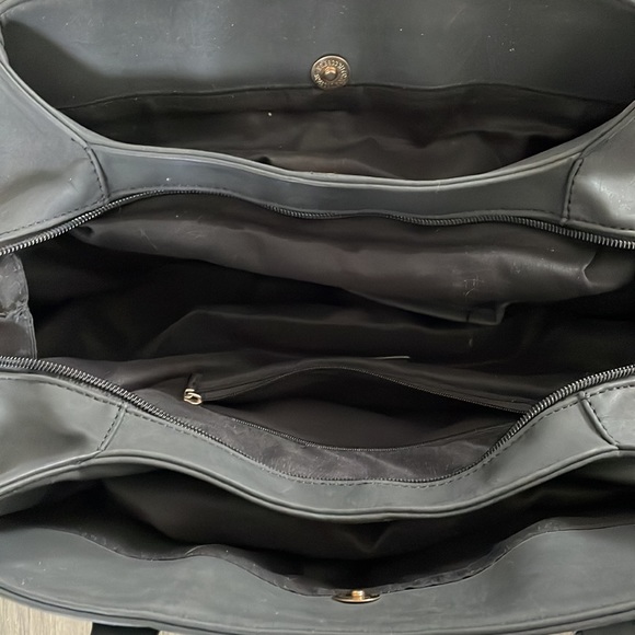 Violet Ray Purse - Picture 4 of 7